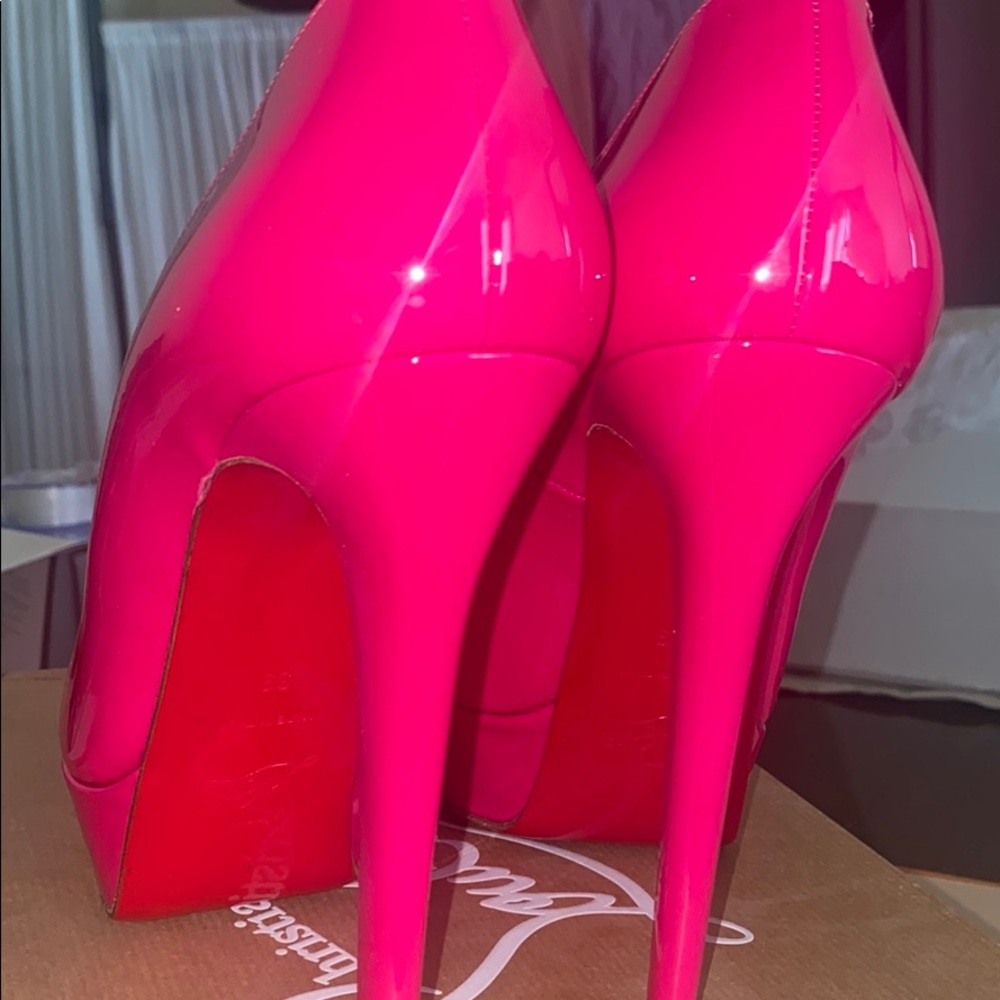 Christian Louboutin Bianka size 39 hot pink